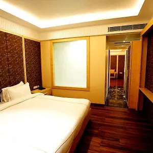 Magic Leaf Hotel Varanasi